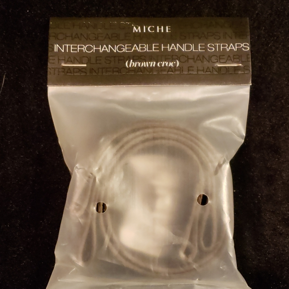 Miche interchangeable handle straps